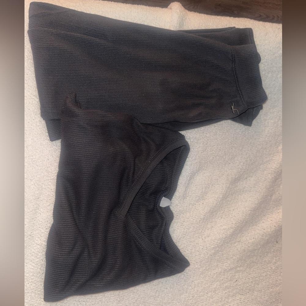 **SOLD**Hollister sleep set